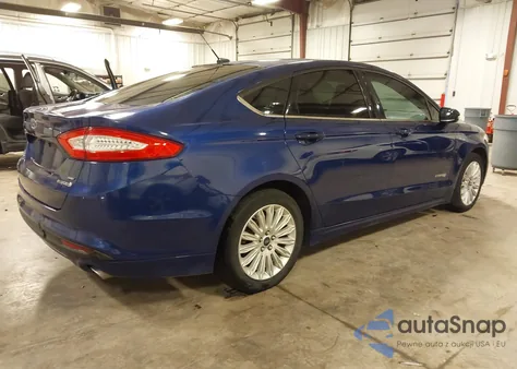 2014 Ford Fusion Hybrid Se из США, поврежденный, VIN 3FA6P0LU2ER245142